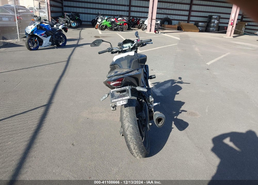 2021 YAMAHA MT-03 VIN: MH3RH20Y9MK006313
