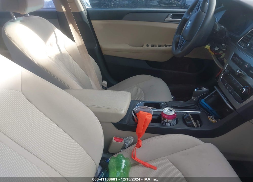 2017 HYUNDAI SONATA VIN: 5NPE24AF9HH549205
