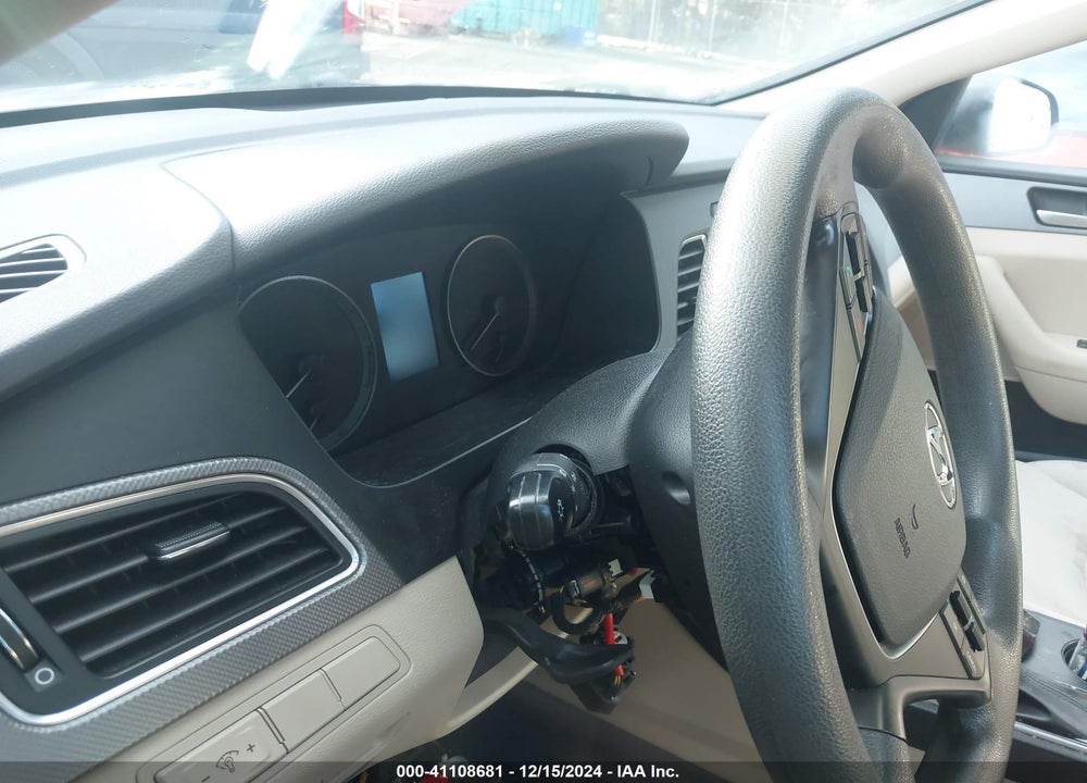 2017 HYUNDAI SONATA VIN: 5NPE24AF9HH549205