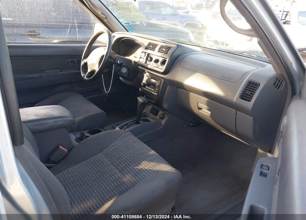 2000 NISSAN XTERRA SE/XE VIN: 5N1ED28T6YC608390