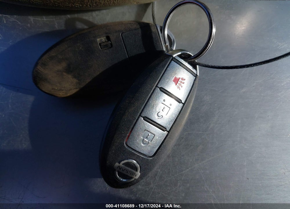 2007 NISSAN VERSA 1.8SL VIN: 3N1BC13E07L378445