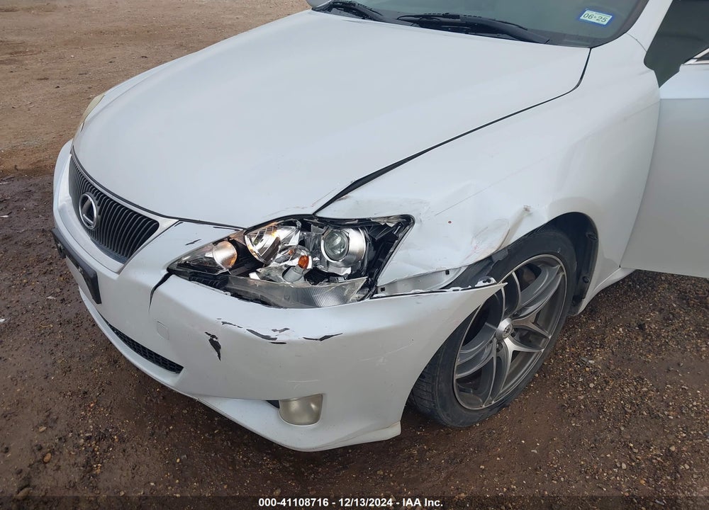 2006 LEXUS IS 350 VIN: JTHBE262765009657