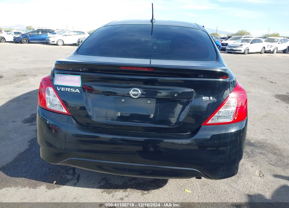 2016 NISSAN VERSA 1.6 SL VIN: 3N1CN7AP2GL904225