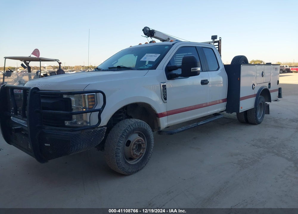 2019 FORD F-350 CHASSIS XL VIN: 1FD8X3HTXKED70324