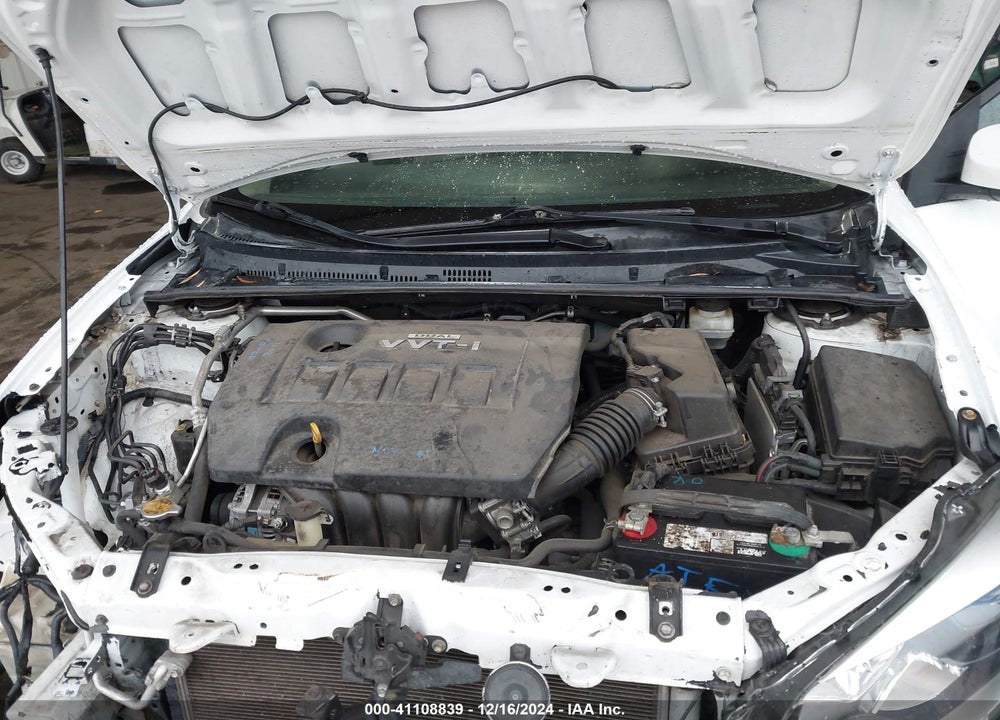 2015 TOYOTA COROLLA LE VIN: 2T1BURHE5FC240614