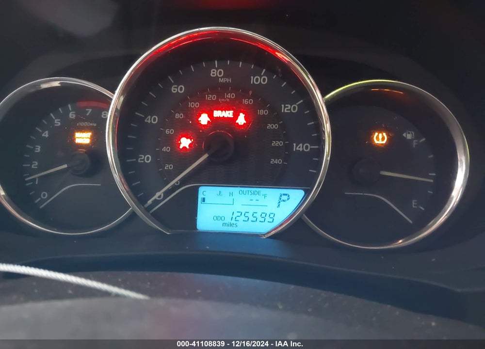 2015 TOYOTA COROLLA LE VIN: 2T1BURHE5FC240614