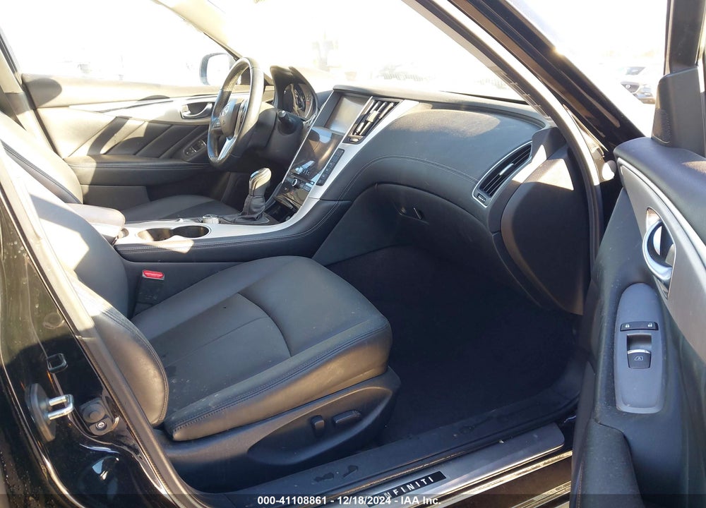 2019 INFINITI Q50 3.0T LUXE VIN: JN1EV7AP4KM542860