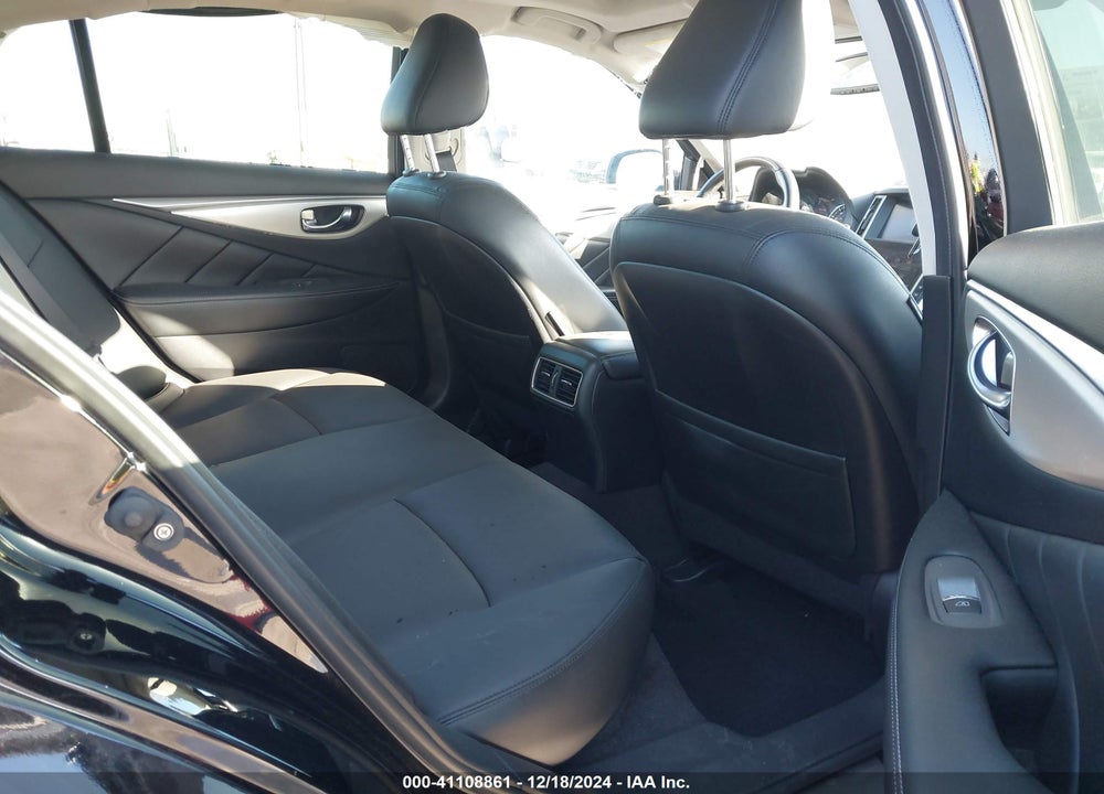 2019 INFINITI Q50 3.0T LUXE VIN: JN1EV7AP4KM542860