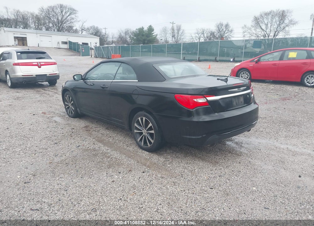2011 CHRYSLER 200 S VIN: 1C3BC8EG1BN624050