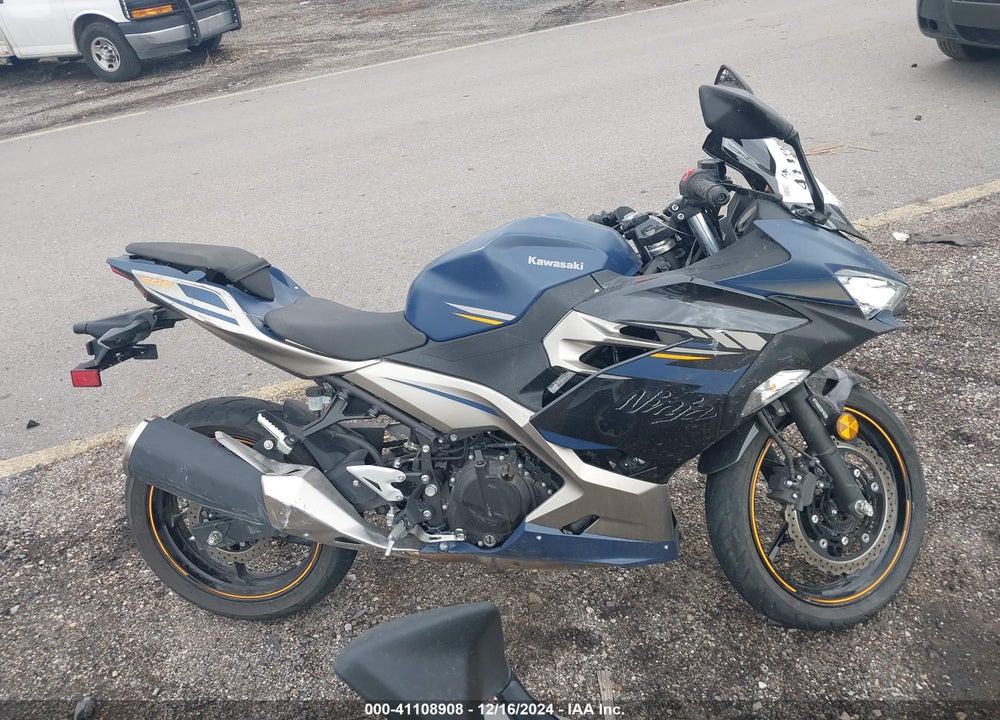 2023 KAWASAKI EX400 VIN: JKAEXKG12PDAS3162