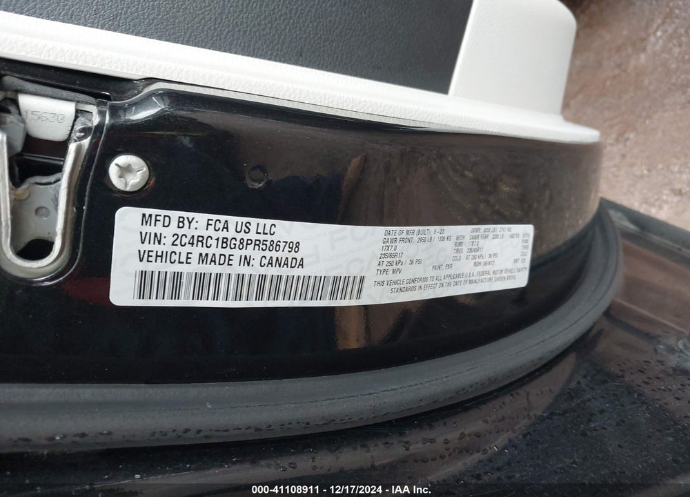 2023 CHRYSLER PACIFICA TOURING L VIN: 2C4RC1BG8PR586798