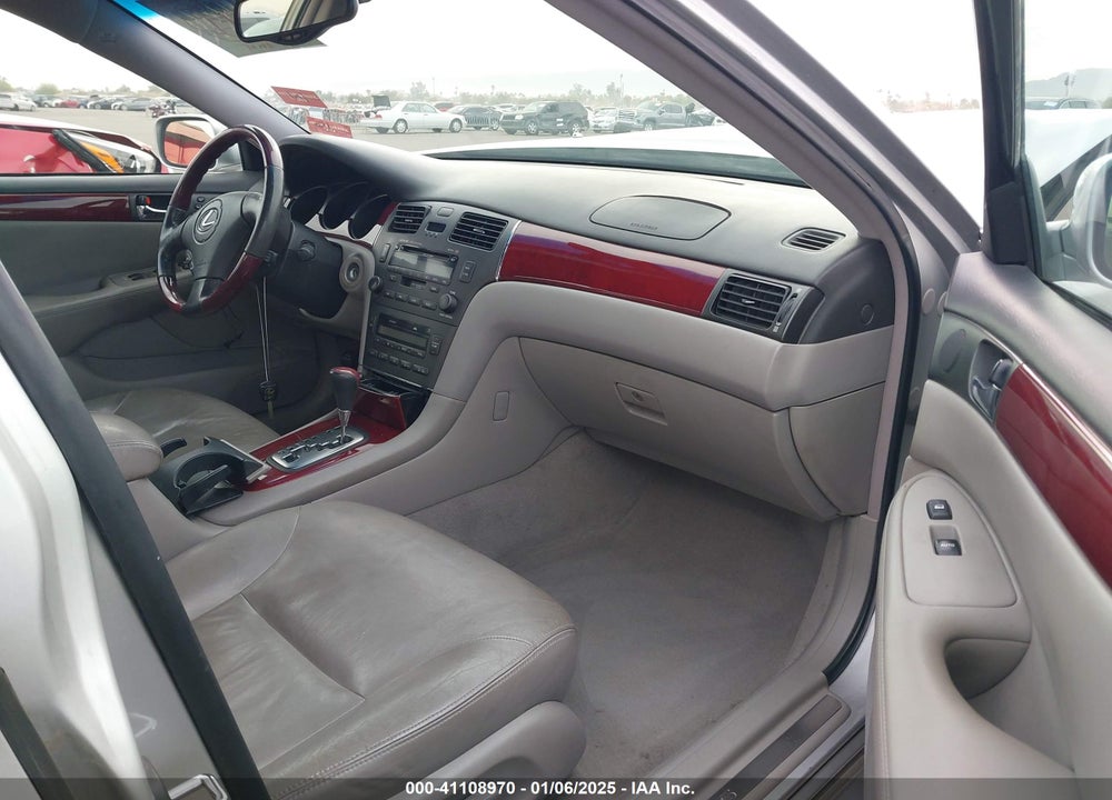2002 LEXUS ES 300 VIN: JTHBF30G625036379