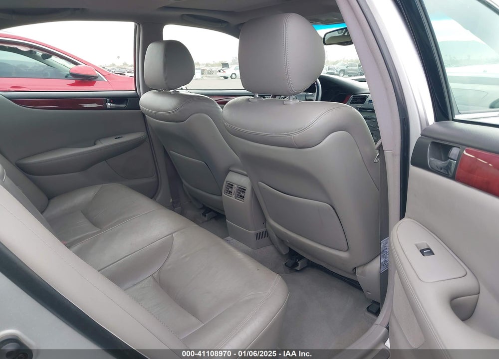 2002 LEXUS ES 300 VIN: JTHBF30G625036379