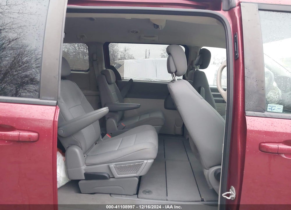 2010 DODGE GRAND CARAVAN HERO VIN: 2D4RN3D15AR477319