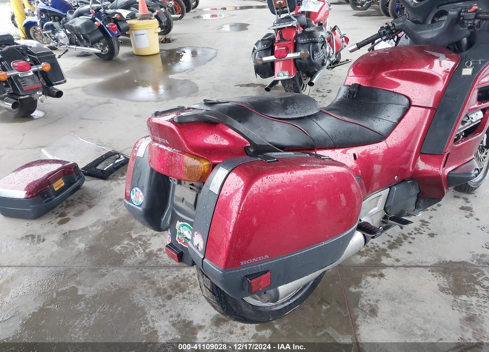 1992 HONDA ST1100 VIN: JH2SC2607NM200349