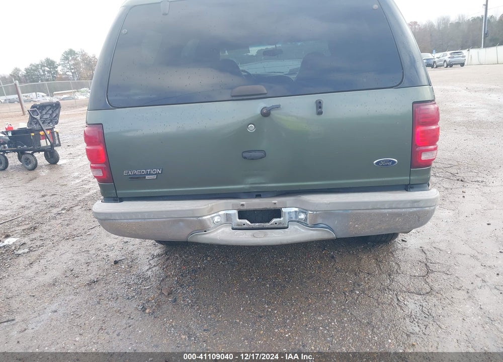2001 FORD EXPEDITION EDDIE BAUER VIN: 1FMRU17W91LA96511