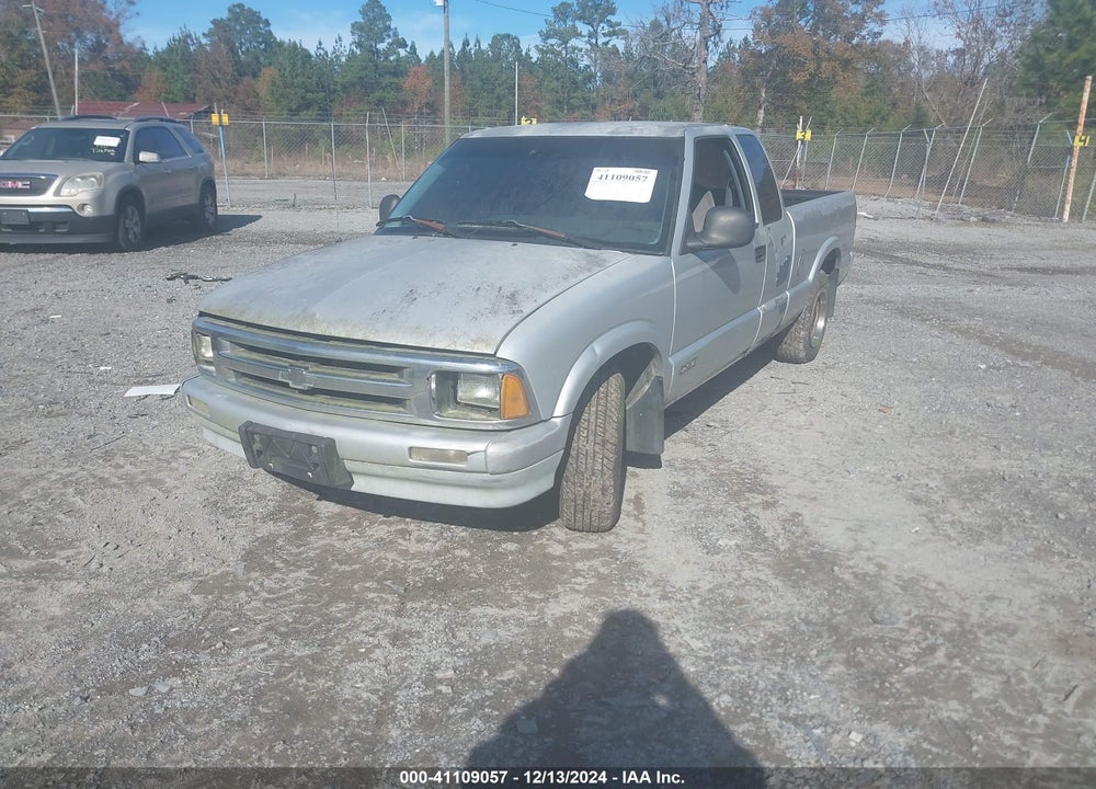 1996 CHEVROLET S TRUCK S10 VIN: 1GCCS19X8T8222529