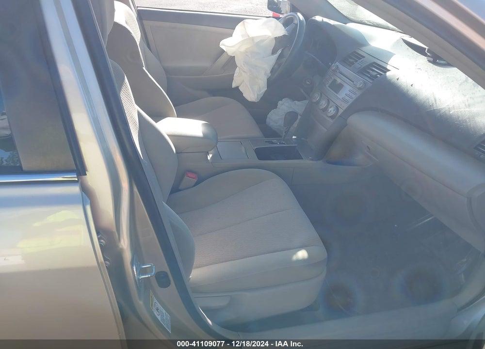 2011 TOYOTA CAMRY LE VIN: 4T1BF3EK8BU749722