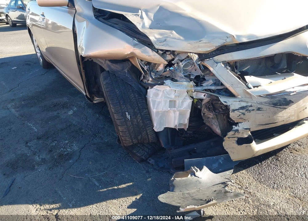 2011 TOYOTA CAMRY LE VIN: 4T1BF3EK8BU749722