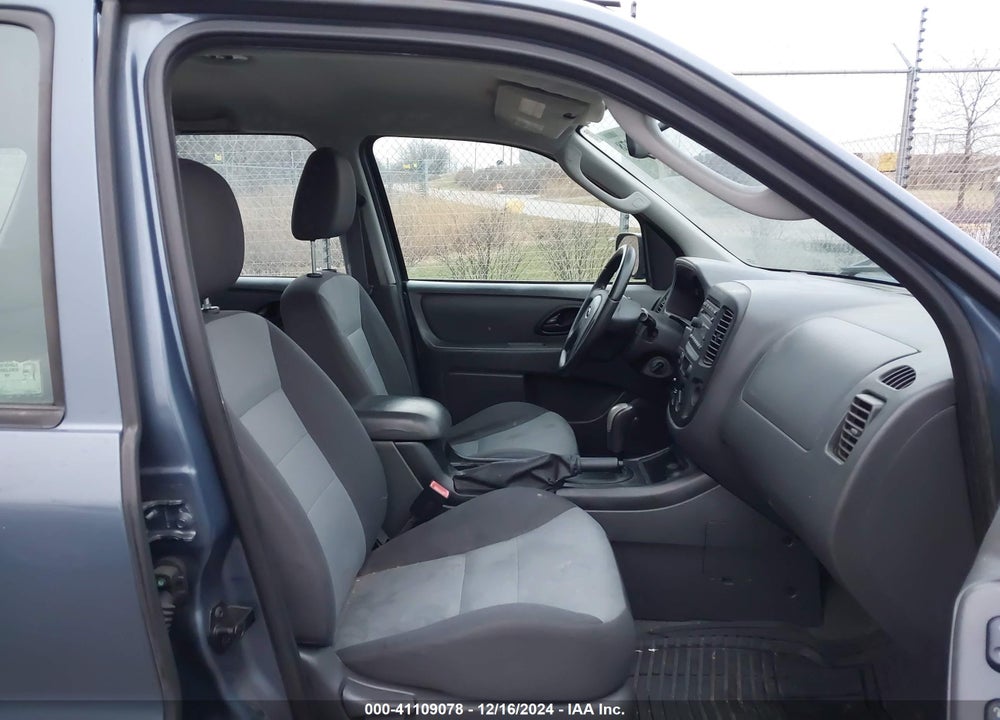 2006 FORD ESCAPE XLS/XLS MANUAL VIN: 1FMYU02ZX6KA07064