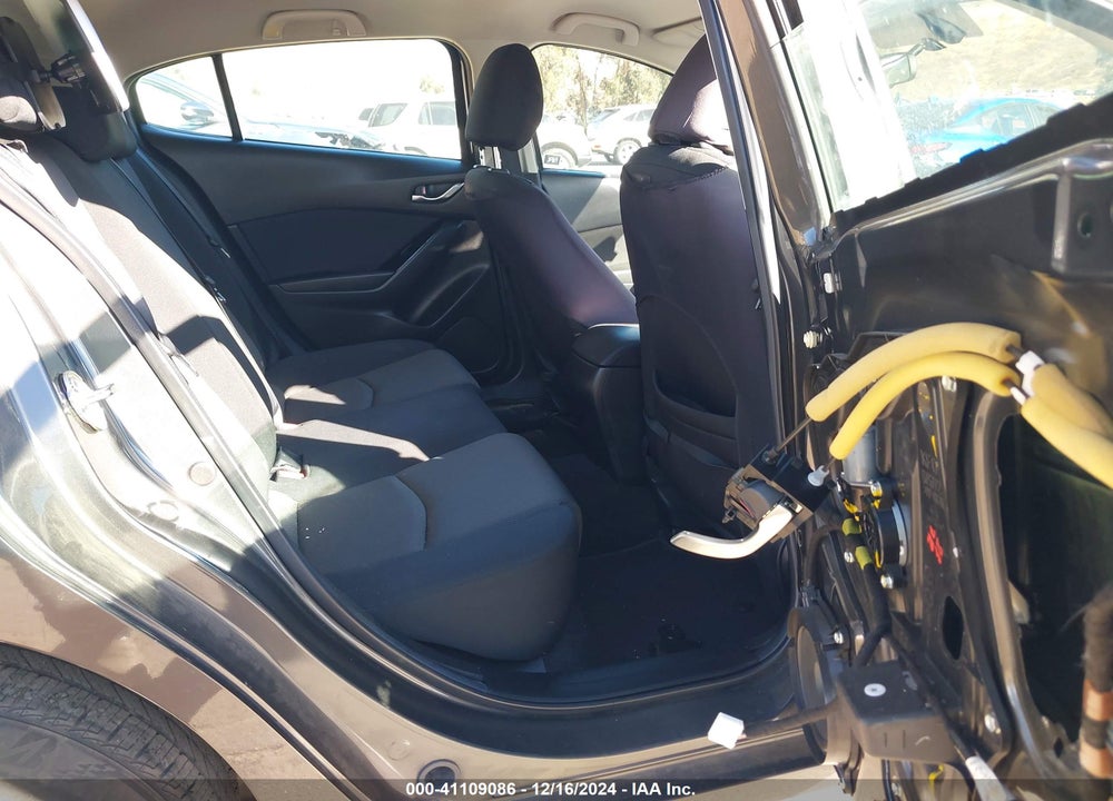 2017 MAZDA 3 SPORT VIN: 3MZBN1K78HM119396