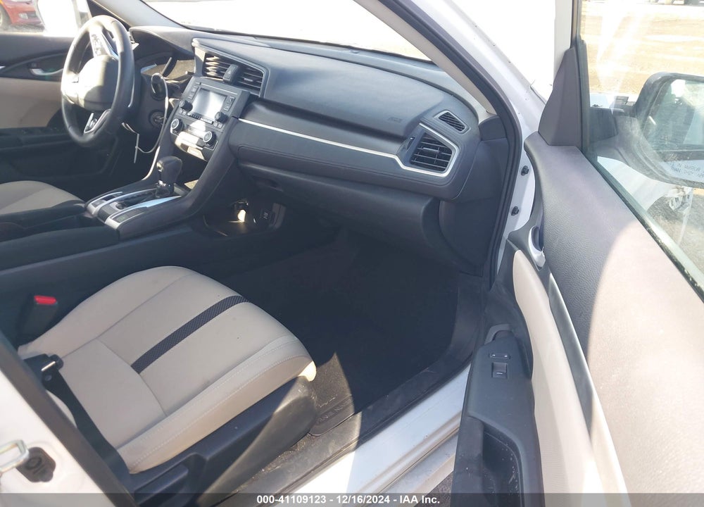 2020 HONDA CIVIC LX VIN: 2HGFC2F6XLH531619