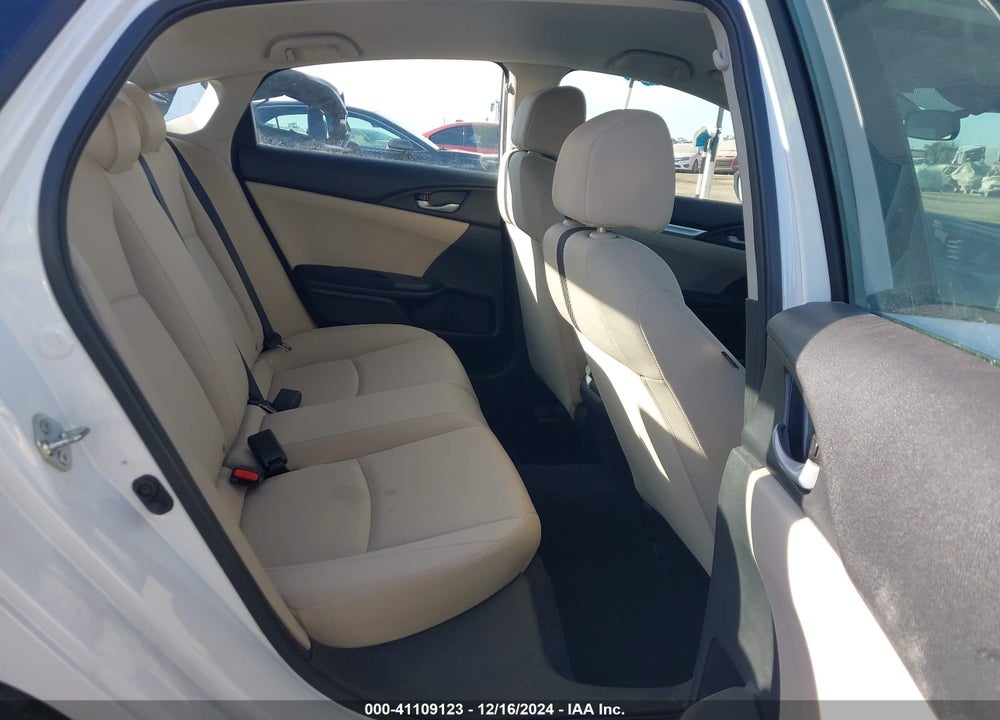 2020 HONDA CIVIC LX VIN: 2HGFC2F6XLH531619