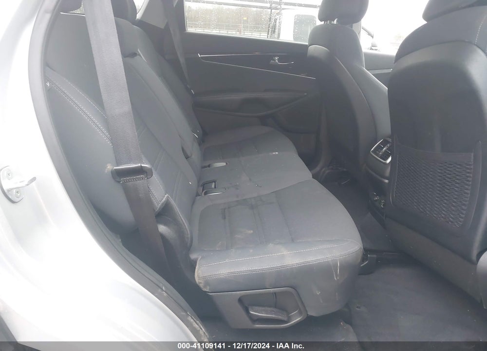 2016 KIA SORENTO 2.4L LX VIN: 5XYPG4A33GG097855