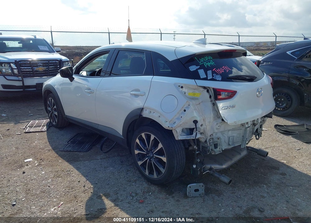 2019 MAZDA CX-3 TOURING VIN: JM1DKDC70K1459487