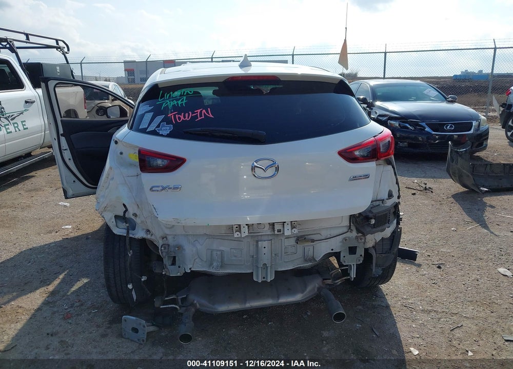 2019 MAZDA CX-3 TOURING VIN: JM1DKDC70K1459487