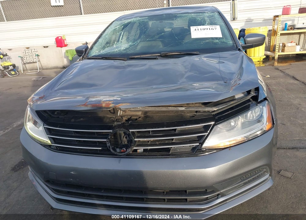 2017 VOLKSWAGEN JETTA VIN: 3VW2B7AJ0HM412136
