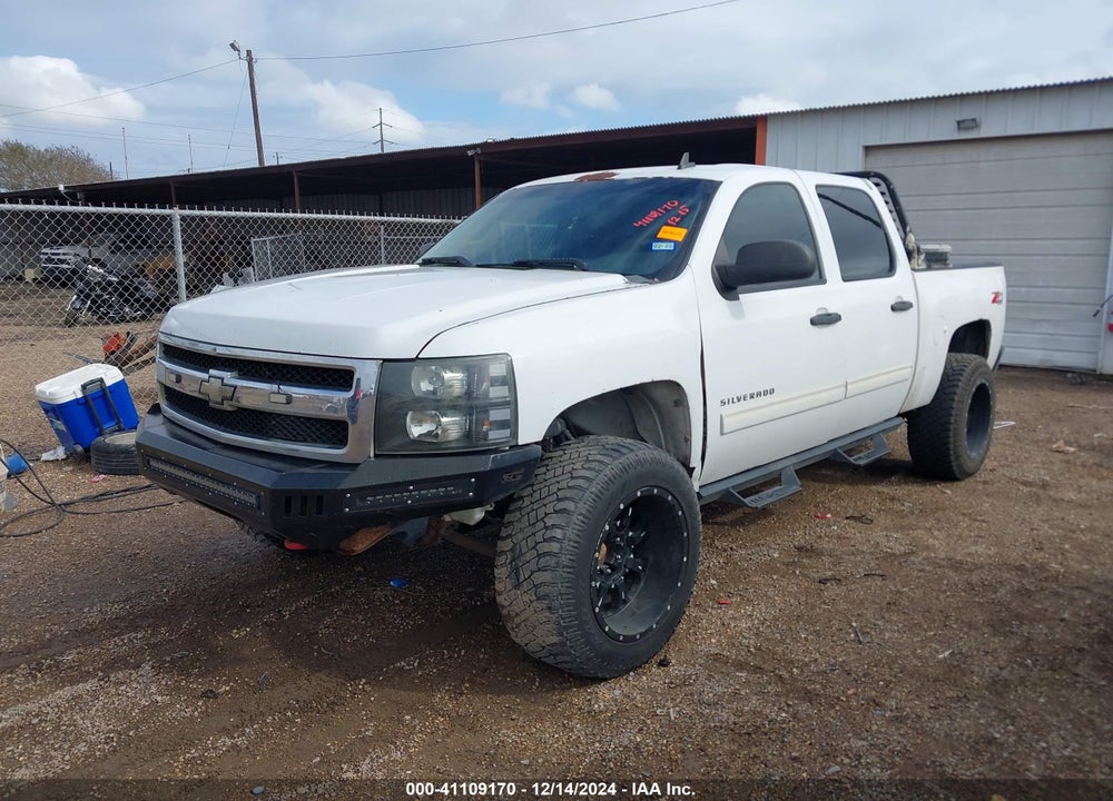 2011 CHEVROLET SILVERADO 1500 LT VIN: 3GCPKSE38BG286458