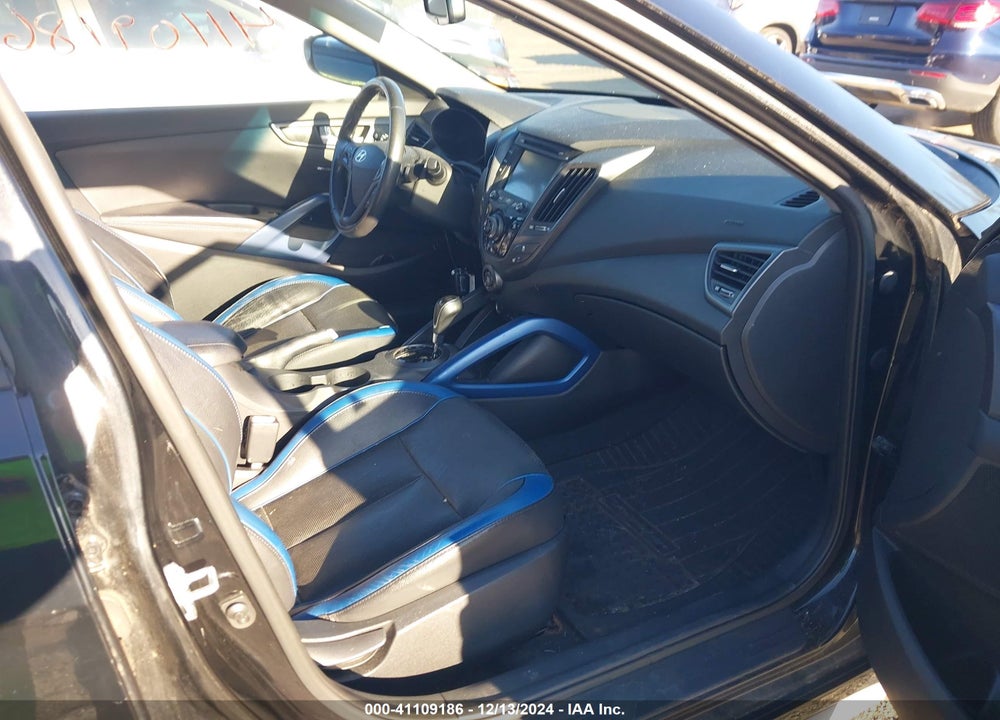 2013 HYUNDAI VELOSTER TURBO W/BLUE VIN: KMHTC6AE5DU110277