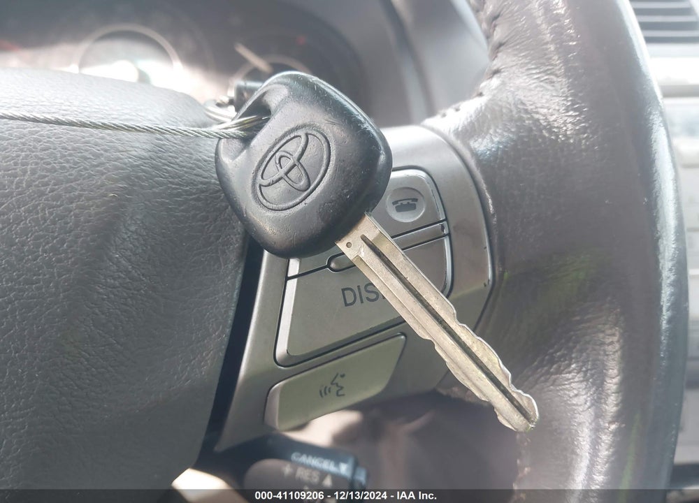 2008 TOYOTA CAMRY SOLARA SLE VIN: 4T1FA38P48U138327
