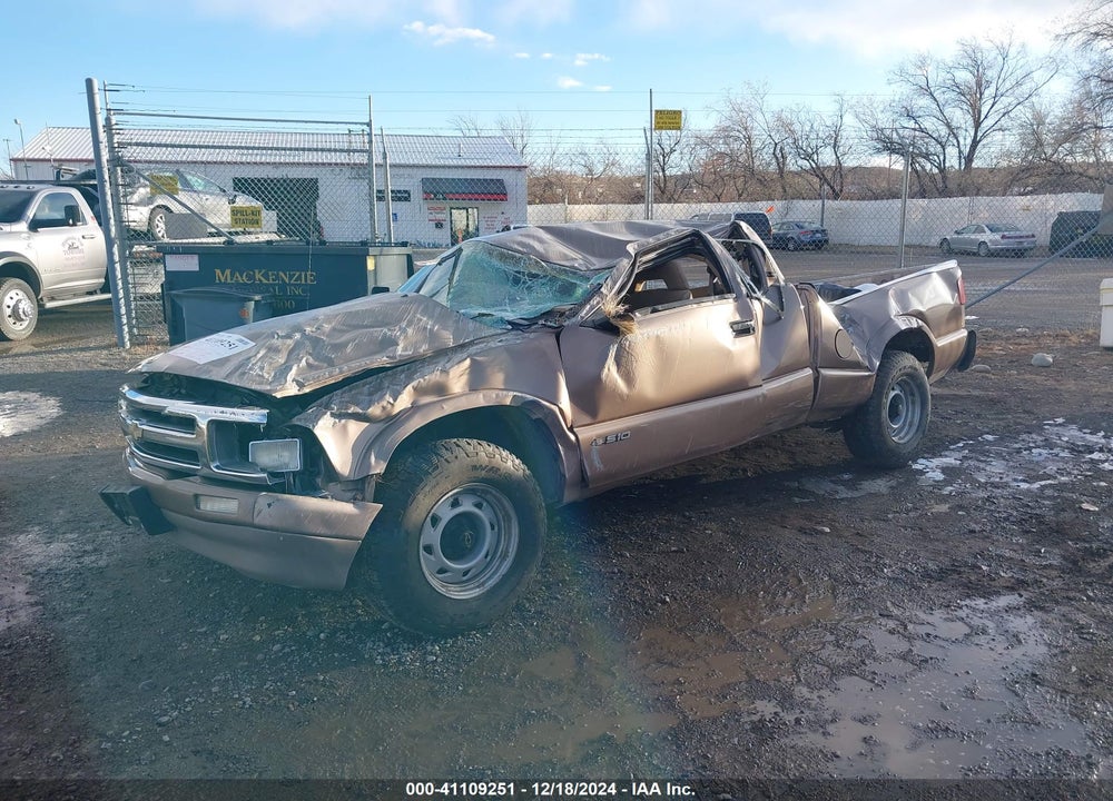 1996 CHEVROLET S TRUCK S10 VIN: 1GCCS19X6T8132263