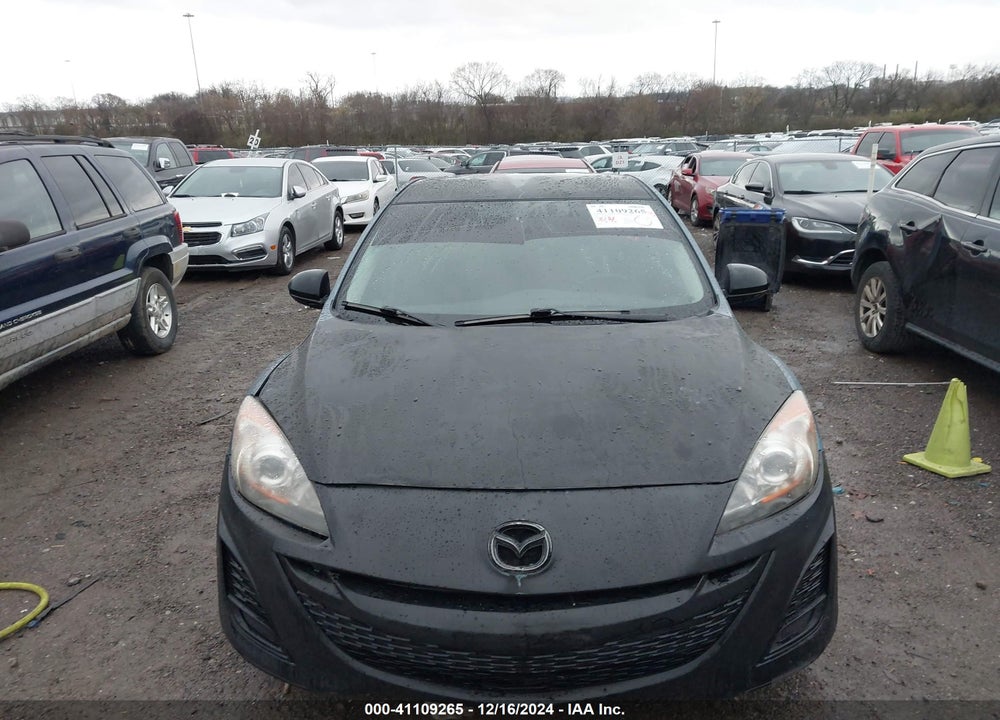 2011 MAZDA MAZDA3 VIN: JM1BL1VG3B1455532