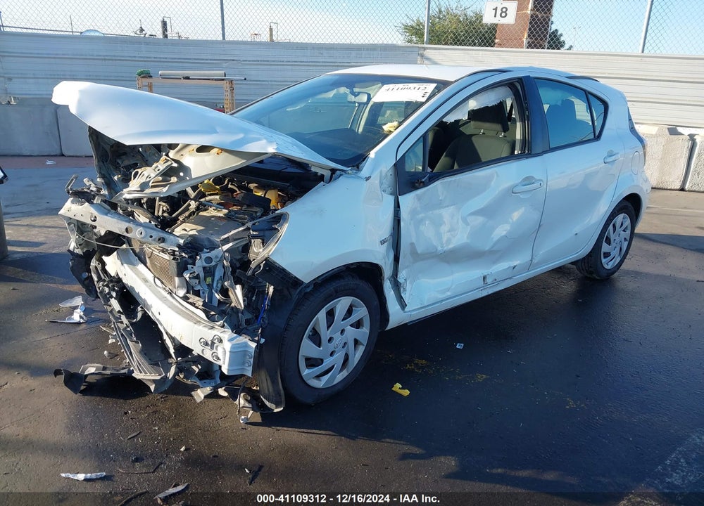2015 TOYOTA PRIUS C VIN: JTDKDTB36F1114478