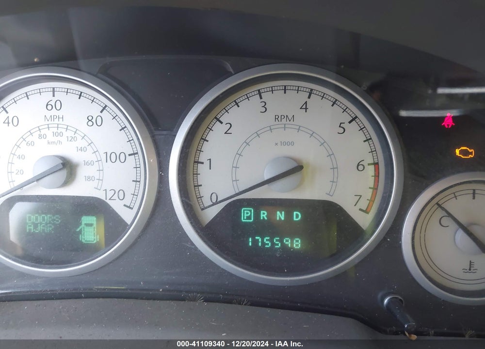 2008 CHRYSLER TOWN & COUNTRY TOURING VIN: 2A8HR54P48R758415