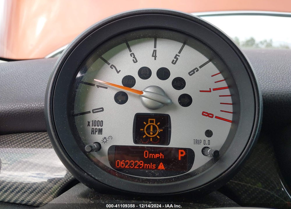 2013 MINI HARDTOP COOPER VIN: WMWSU3C56DT681868