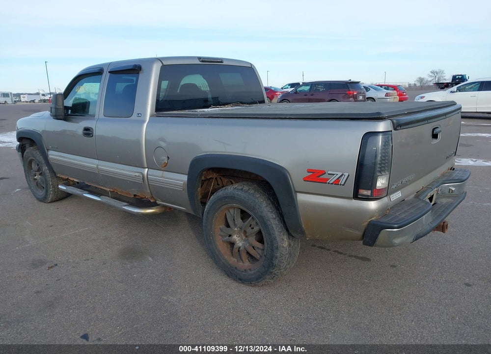 1999 CHEVROLET SILVERADO 1500 LS VIN: 2GCEK19T3X1294463