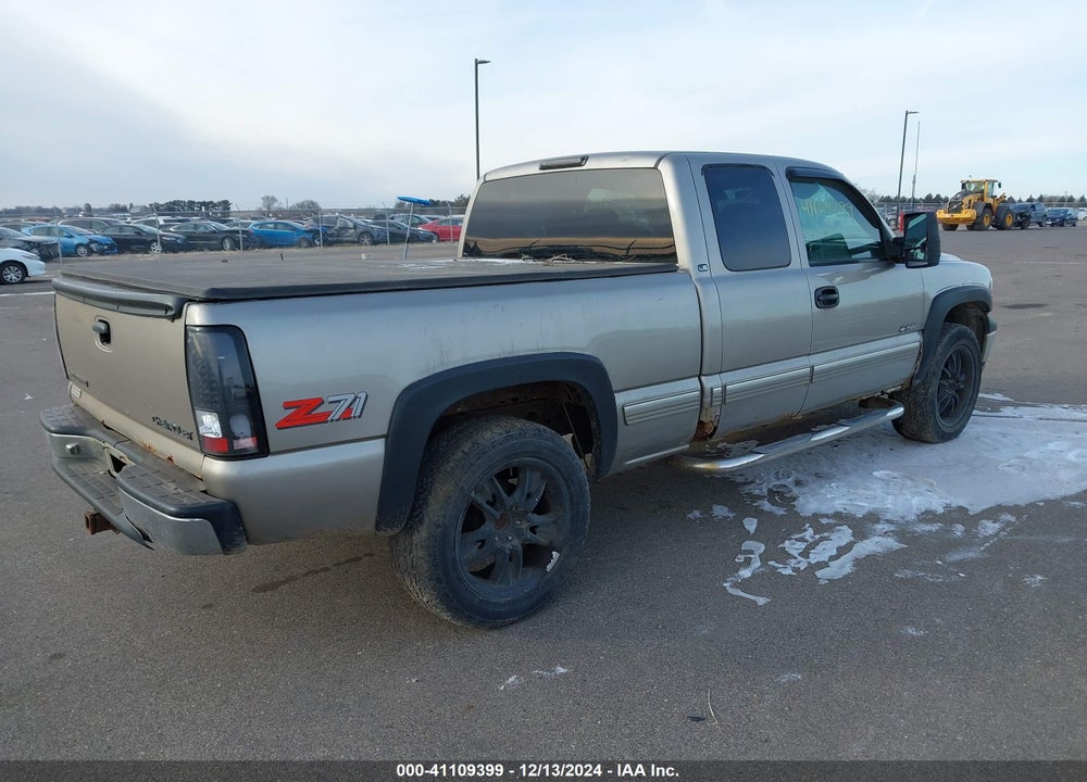 1999 CHEVROLET SILVERADO 1500 LS VIN: 2GCEK19T3X1294463