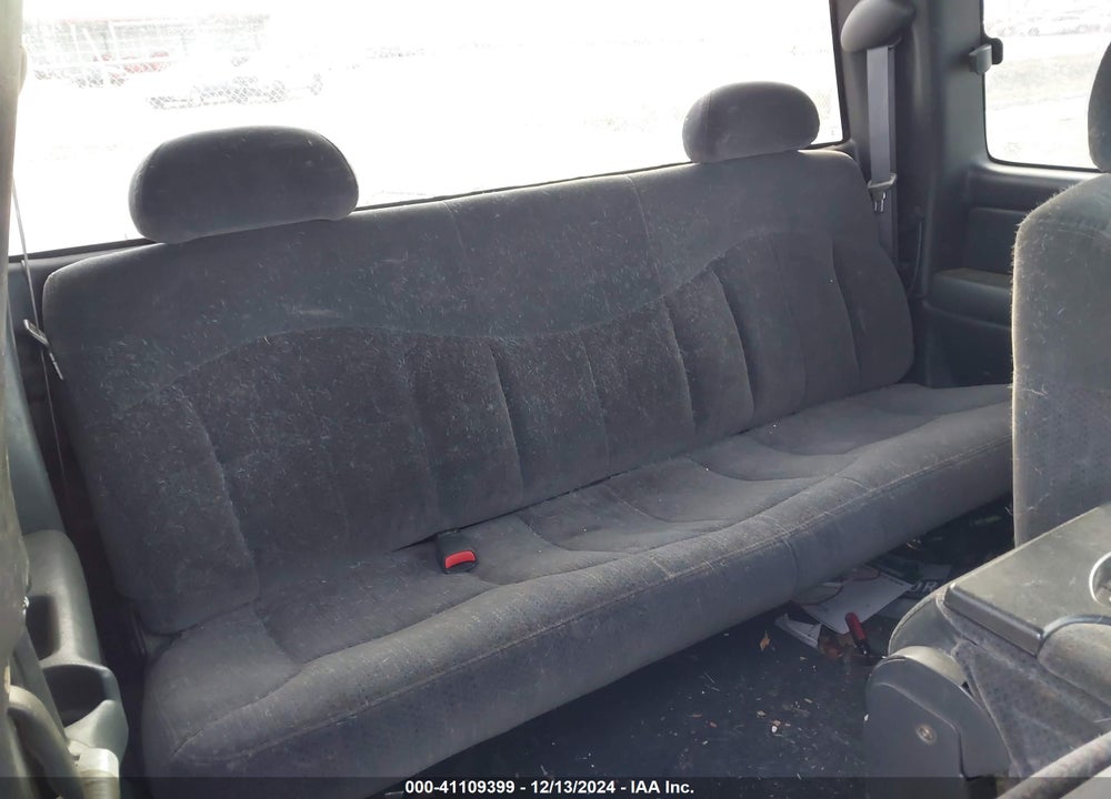 1999 CHEVROLET SILVERADO 1500 LS VIN: 2GCEK19T3X1294463