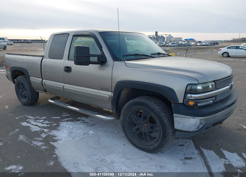 1999 CHEVROLET SILVERADO 1500 LS VIN: 2GCEK19T3X1294463
