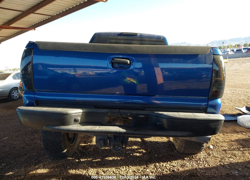 2001 CHEVROLET SILVERADO 2500HD LS VIN: 1GCHK23U41F166639