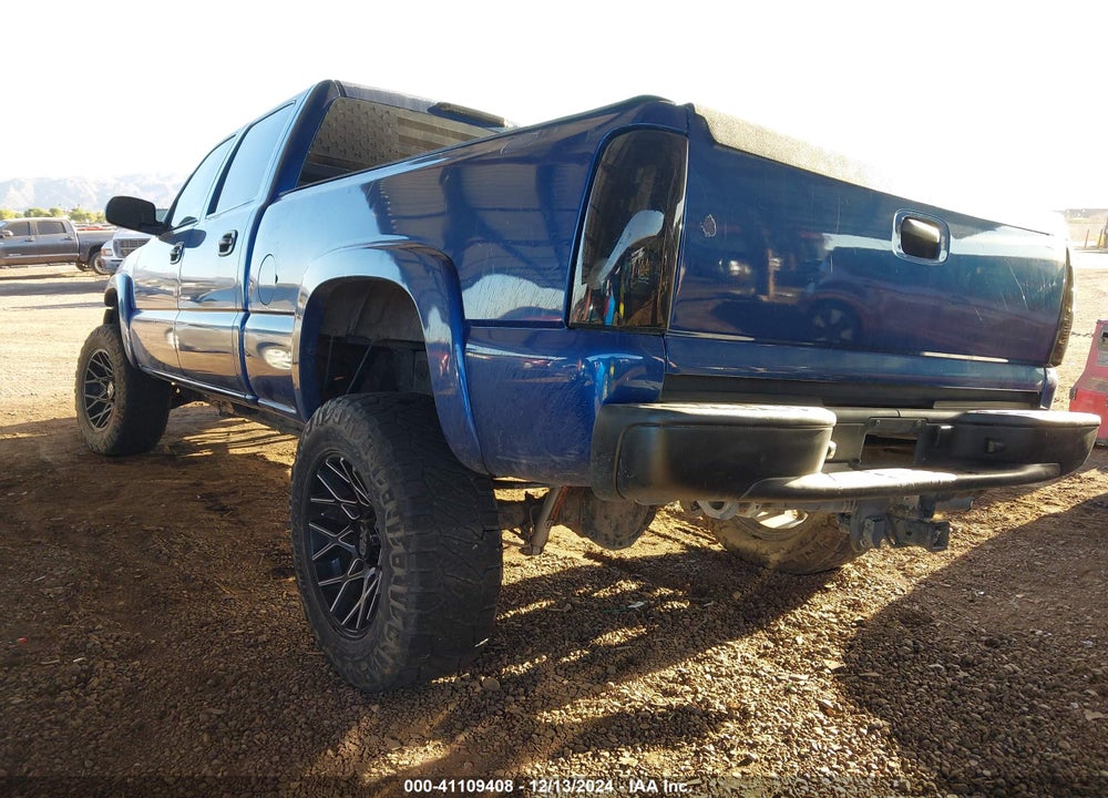2001 CHEVROLET SILVERADO 2500HD LS VIN: 1GCHK23U41F166639