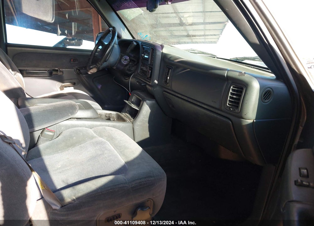 2001 CHEVROLET SILVERADO 2500HD LS VIN: 1GCHK23U41F166639