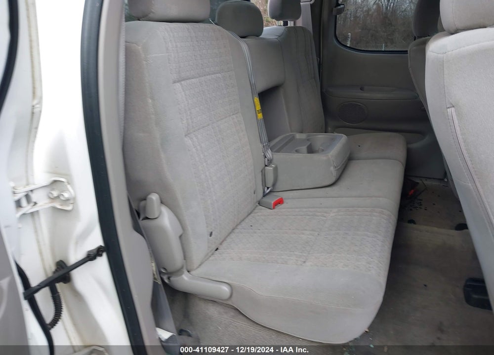 2005 TOYOTA TUNDRA SR5 V8 VIN: 5TBRT341X5S466518