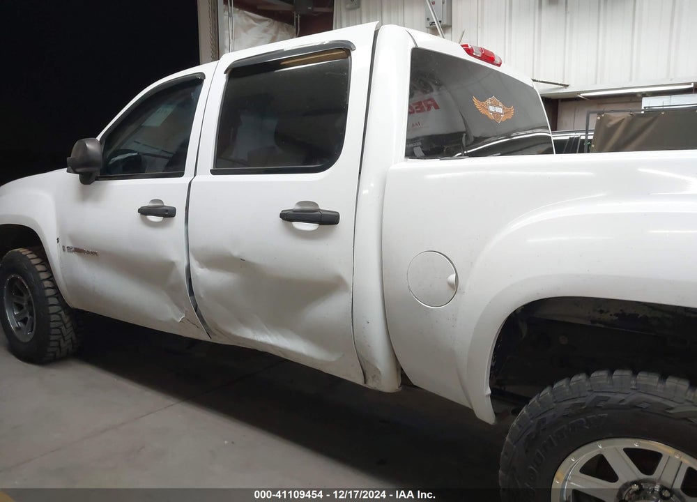 2007 GMC SIERRA 1500 WORK TRUCK VIN: 3GTEC13C57G524338