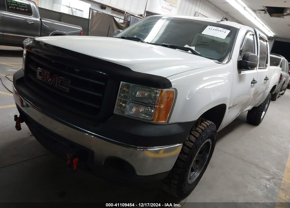 2007 GMC SIERRA 1500 WORK TRUCK VIN: 3GTEC13C57G524338