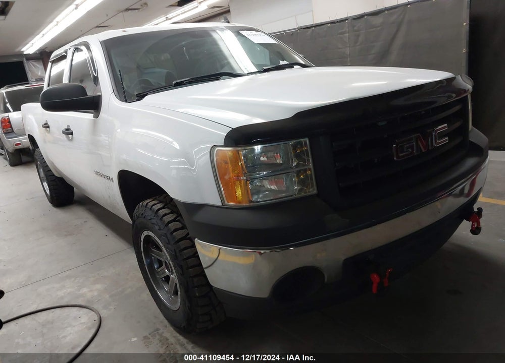 2007 GMC SIERRA 1500 WORK TRUCK VIN: 3GTEC13C57G524338